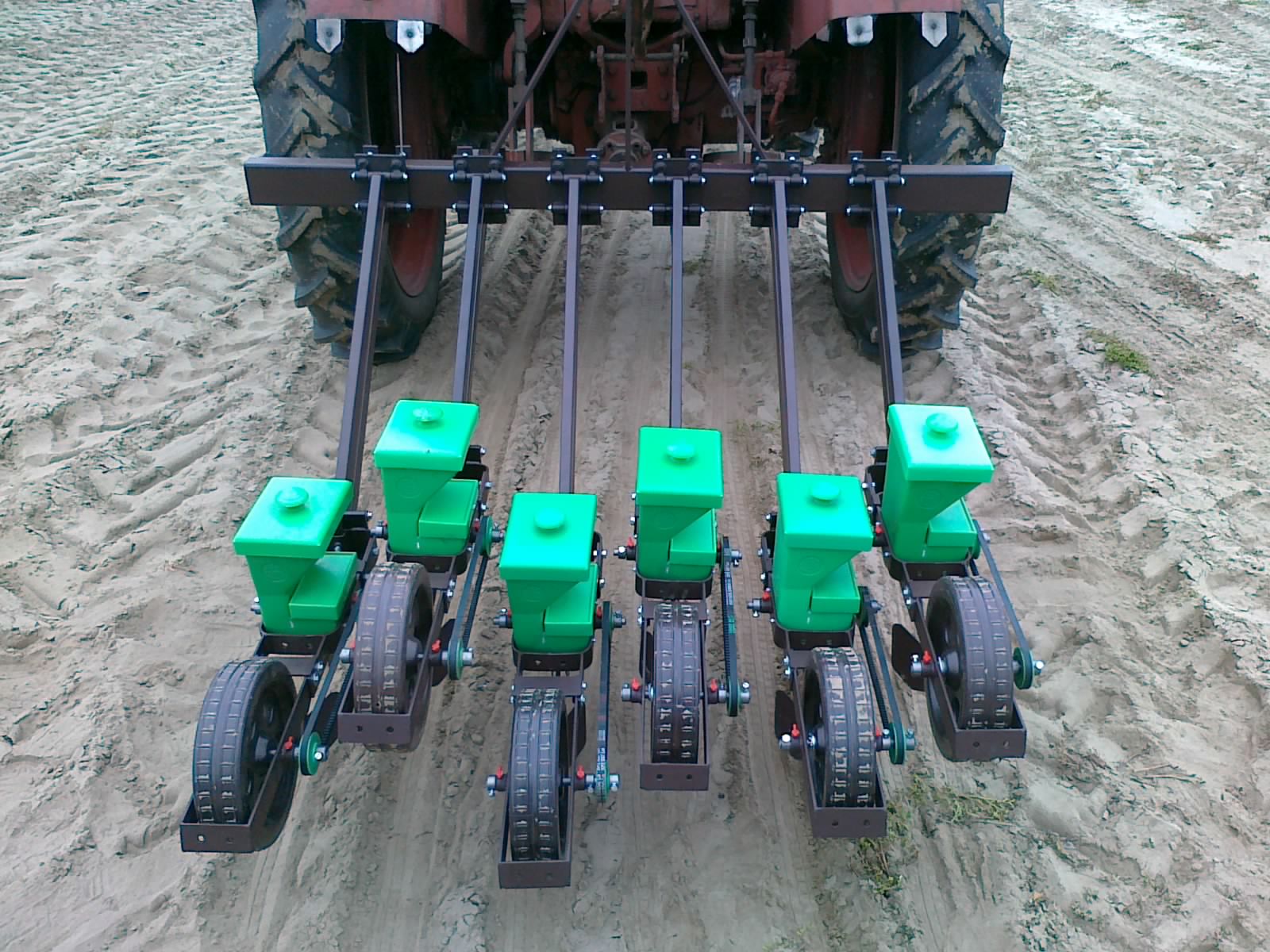 Univerzális Traktor